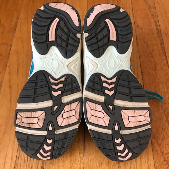 Vionic 23 Walk in Teal Suede Size 6 - Picture 6 of 8